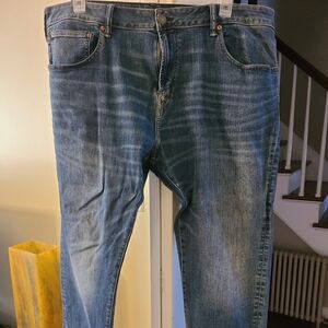New, Without Tags Mens American Eagle Flex Jeans. Mens 42W, 34L